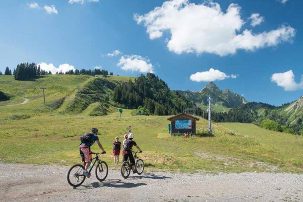 L'Enchalpe, Grand Et Lumineux Studio Avec Coin Montagne 5 Personnes, 60M Des Pistes, Piscine Couverte, Wifi, Grand Balcon Expo Est, Draps Non Compris Saint-Jean-dʼAulps Eksteriør billede